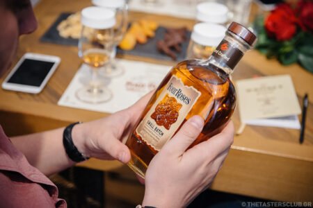 whiskey tasting bourbon four roses small batch the tasters club ουισκι