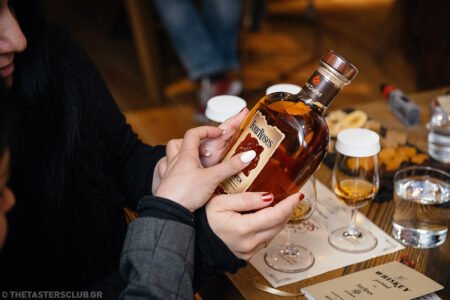 whiskey tasting bourbon four roses small batch the tasters club ουισκι