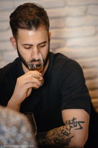 whiskey tasting bourbon the tasters club ουισκι