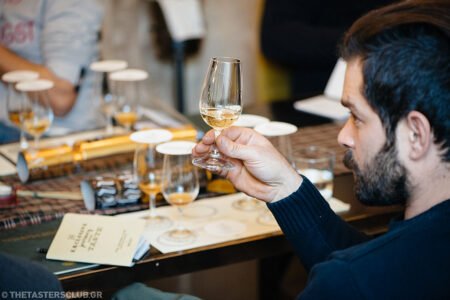 whisky tasting lagavulin the tasters club ουισκι