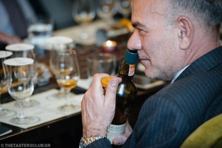 whisky tasting lagavulin the tasters club ουισκι