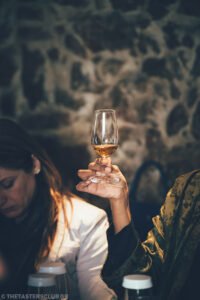 whiskey tasting bourbon four roses the tasters club ουισκι glass