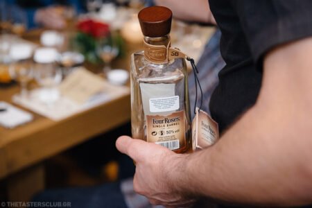 whiskey tasting bourbon four roses single barrel the tasters club ουισκι