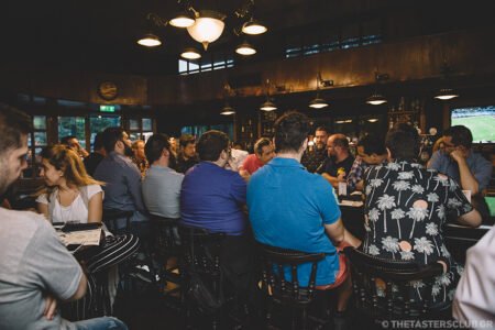 beer tasting the tasters club the lazy bulldog pub μπυρα