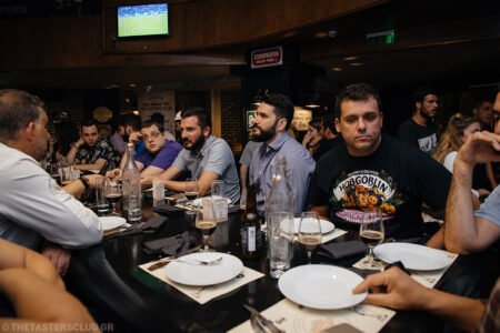 beer tasting the tasters club the lazy bulldog pub μπυρα