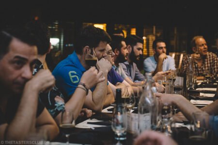beer tasting the tasters club the lazy bulldog pub μπυρα