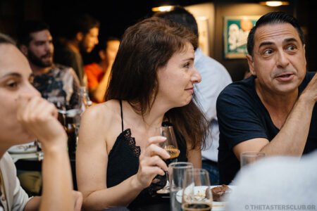 beer tasting the tasters club the lazy bulldog pub μπυρα