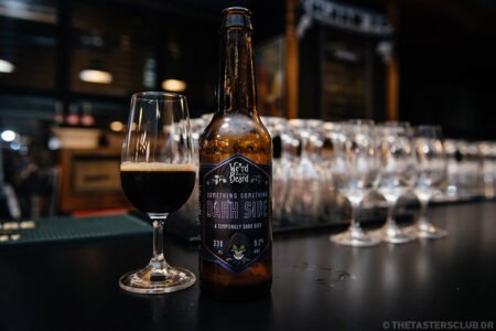 beer tasting the tasters club the lazy bulldog pub something something dark side weird beard μπυρα