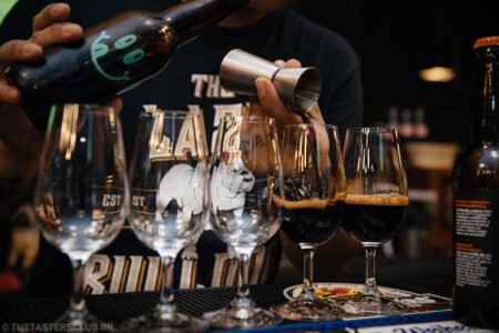 beer tasting the tasters club the lazy bulldog pub μπυρα