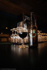 beer tasting the tasters club the lazy bulldog pub not pecan mud cake μπυρα