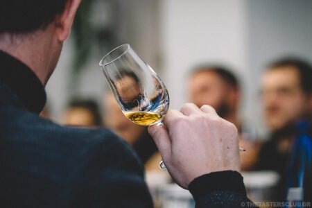 the tasters club whisky tasting day glass impact hub ουισκι