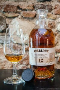 the tasters club whisky tasting day aberlour 12 yo impact hub ουισκι