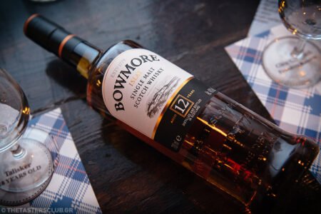 the tasters club whisky tasting robert burns night bowmore 12 avalon ουισκι