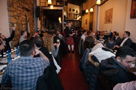 the tasters club whisky tasting robert burns night bagpiper avalon ουισκι