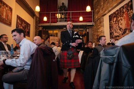 the tasters club whisky tasting robert burns bagpiper avalon