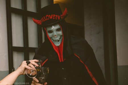 the tasters club halloween occult whisky tasting day couleur locale ουίσκι