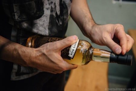 the tasters club halloween occult whisky tasting day couleur locale ουίσκι the peat monster compass box