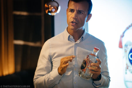 the tasters club gin tasting day amber Patsialos