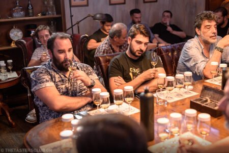 The Tasters Club Tasting Day #33 about silent distilleries. Dallas Dhu 1983 Last Cask Filled, Port Dundas 1980 35 yo - SMWS, Littlemill 1992 20 yo - Berry’s, Port Ellen 1982 26 yo - Douglas Laing: The Old Malt Cask, Ghost And Rare Port Ellen. the tasters club whisky tasting day silent distilleries 42barstronomy ουισκι