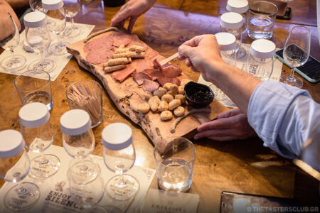 The Tasters Club Tasting Day #33 about silent distilleries. Dallas Dhu 1983 Last Cask Filled, Port Dundas 1980 35 yo - SMWS, Littlemill 1992 20 yo - Berry’s, Port Ellen 1982 26 yo - Douglas Laing: The Old Malt Cask, Ghost And Rare Port Ellen. the tasters club whisky tasting day silent distilleries 42barstronomy ουισκι