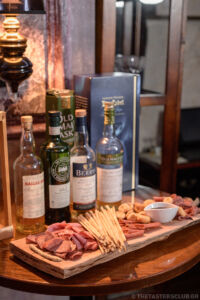 The Tasters Club Tasting Day #33 about silent distilleries. Dallas Dhu 1983 Last Cask Filled, Port Dundas 1980 35 yo - SMWS, Littlemill 1992 20 yo - Berry’s, Port Ellen 1982 26 yo - Douglas Laing: The Old Malt Cask, Ghost And Rare Port Ellen. the tasters club whisky tasting day silent distilleries 42barstronomy ουισκι