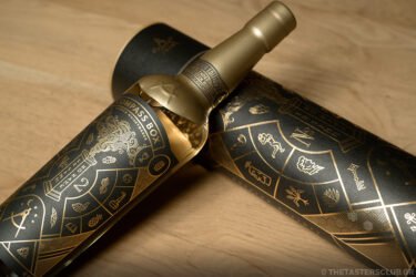 The Tasters Club Tasting Day #34 Halloween whisky tasting. The Gauldrons - Batch #1, The Glenrothes 13 yo - Halloween Edition, Auchentoshan 22 yo Old Particular - The Halloween Edition, No Name No 2, Big Peat - The Home of Malt Halloween Edition The Tasters Club Tasting Day 34 Halloween whisky tasting No Name No 2 Compass Box