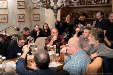 The Tasters Club Tasting Day #36 with exclusive Islay bottlings. Lagavulin 11 yo Offerman Edition, Lagavulin Islay Jazz Festival 2017, Caol Ila Distillery Exclusive 2018, Port Charlotte RIC: 01 2006 The Distillery Valinch 13 yo The Tasters Club Tasting Day 36 Islay whisky tasting