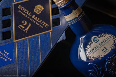 The Tasters Club Tasting Day #38 Robert Burns Night. Copper Dog, Arran Robert Burns, Royal Salute 21 years old The Signature Blend, Glenfiddich 21 years old Reserva Rum Cask Finish, Macallan 15 years old Triple Cask Matured, Caol Ila 15 years old Unpeated - Special Releases 2018 robert burns night 2020 the tasters club whisky tasting royal salute