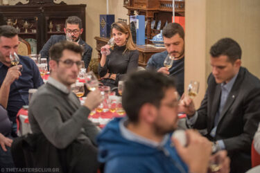 The Tasters Club Tasting Day #38 Robert Burns Night. Copper Dog, Arran Robert Burns, Royal Salute 21 years old The Signature Blend, Glenfiddich 21 years old Reserva Rum Cask Finish, Macallan 15 years old Triple Cask Matured, Caol Ila 15 years old Unpeated - Special Releases 2018 robert burns night 2020 the tasters club whisky tasting