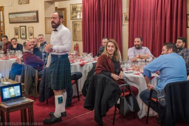 The Tasters Club Tasting Day #38 Robert Burns Night. Copper Dog, Arran Robert Burns, Royal Salute 21 years old The Signature Blend, Glenfiddich 21 years old Reserva Rum Cask Finish, Macallan 15 years old Triple Cask Matured, Caol Ila 15 years old Unpeated - Special Releases 2018 robert burns night 2020 the tasters club whisky tasting
