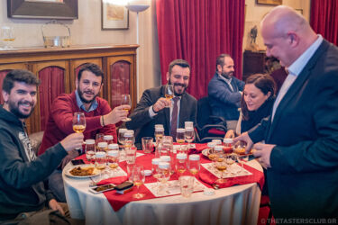 The Tasters Club Tasting Day #38 Robert Burns Night. Copper Dog, Arran Robert Burns, Royal Salute 21 years old The Signature Blend, Glenfiddich 21 years old Reserva Rum Cask Finish, Macallan 15 years old Triple Cask Matured, Caol Ila 15 years old Unpeated - Special Releases 2018 robert burns night 2020 the tasters club whisky tasting