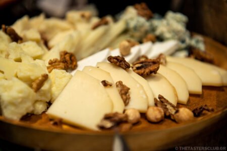 Navarino Hills Clubhouse The Tasters Club LEGENDS UNTOLD Whisky Weekend Costa Navarino 2022