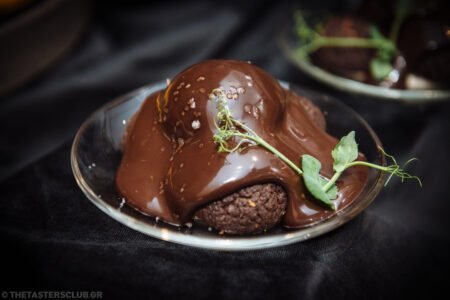 Navarino Hills Clubhouse The Tasters Club LEGENDS UNTOLD Whisky Weekend Costa Navarino 2022