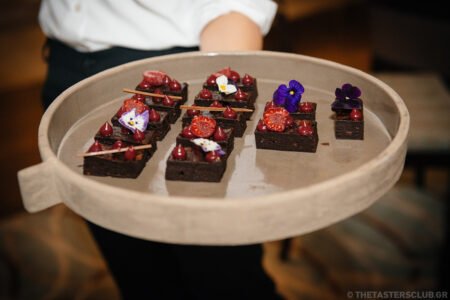 The Romanos, a Luxury Collection Resort, Costa Navarino The Tasters Club LEGENDS UNTOLD Whisky Weekend Costa Navarino 2022