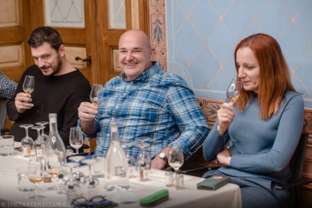 The Tasters Club cabinet of curiosities whisky tasting