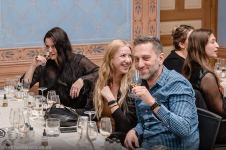 The Tasters Club cabinet of curiosities whisky tasting