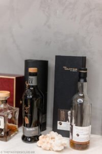 The Tasters Club cabinet of curiosities whisky tasting