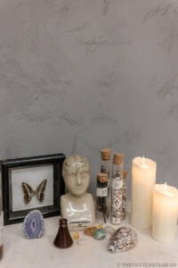 The Tasters Club cabinet of curiosities whisky tasting