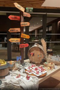 the tasters club whisky weekend 2024 costa navarino