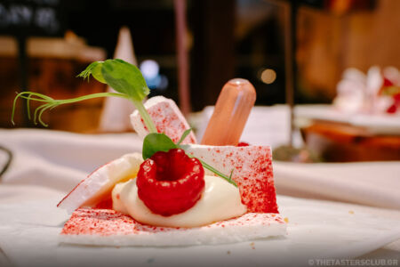 the tasters club whisky weekend 2024 costa navarino