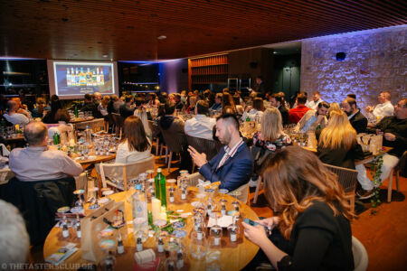 the tasters club whisky weekend 2024 costa navarino