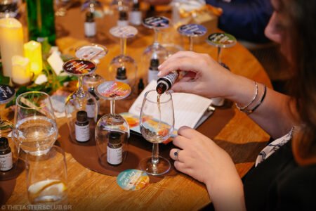 the tasters club whisky weekend 2024 costa navarino