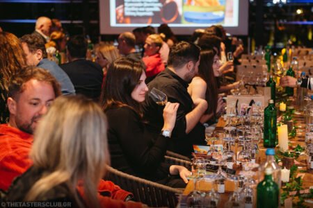 the tasters club whisky weekend 2024 costa navarino