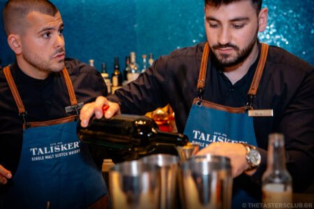 the tasters club whisky weekend 2024 costa navarino