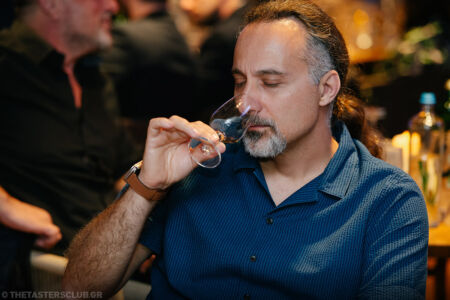 the tasters club whisky weekend 2024 costa navarino