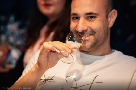 the tasters club whisky weekend 2024 costa navarino