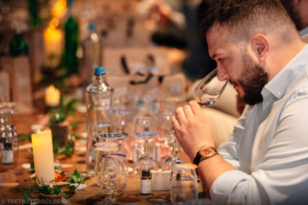 the tasters club whisky weekend 2024 costa navarino