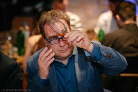 the tasters club whisky weekend 2024 costa navarino