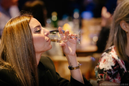 the tasters club whisky weekend 2024 costa navarino