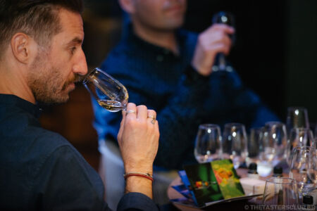 the tasters club whisky weekend 2024 costa navarino